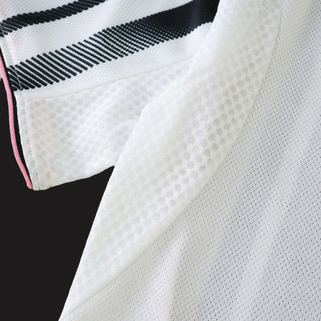 Juventus Home 25-26 Player Version