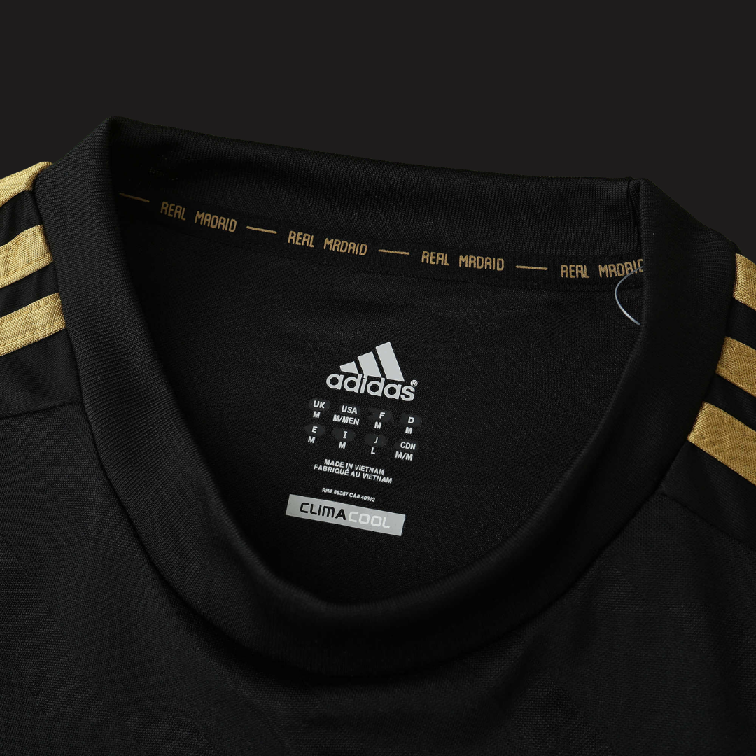 RMA Away 2011-12 Retro