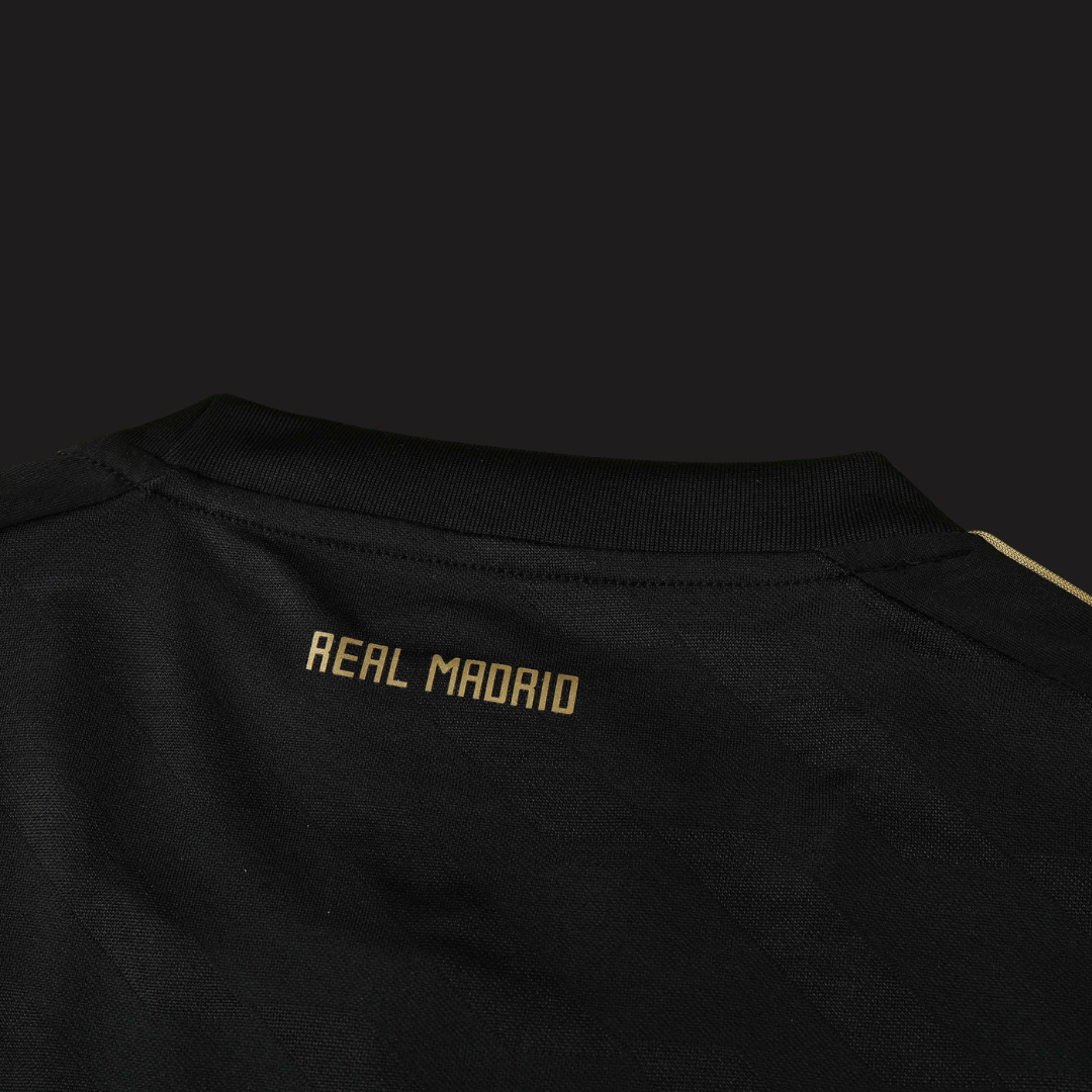 RMA Away 2011-12 Retro