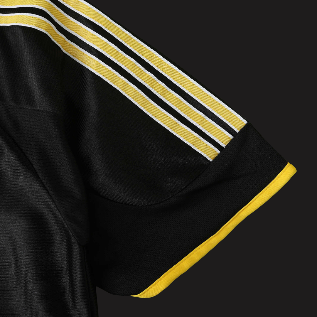 RMA Away 1998-00 Retro