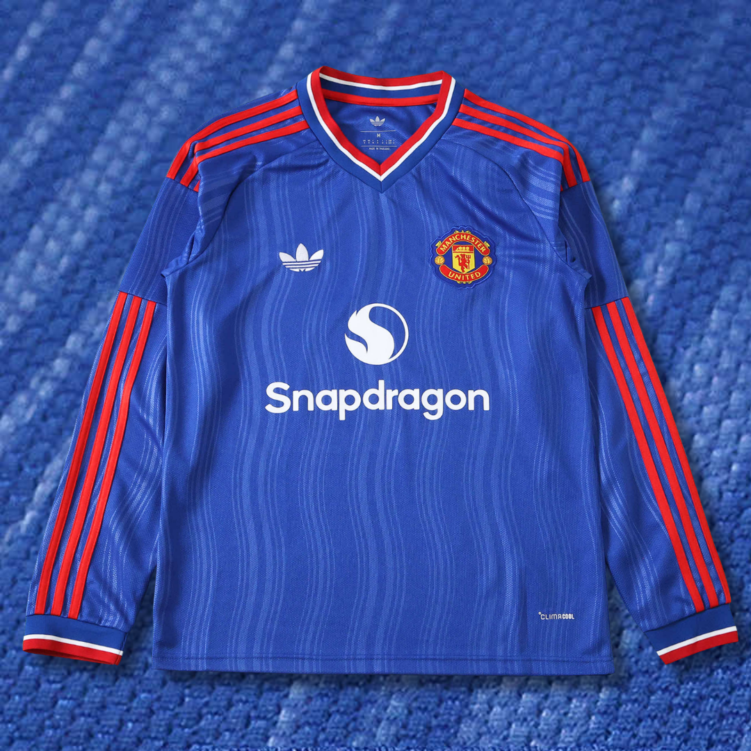 MNU Away 26-27 F/S Fan Version