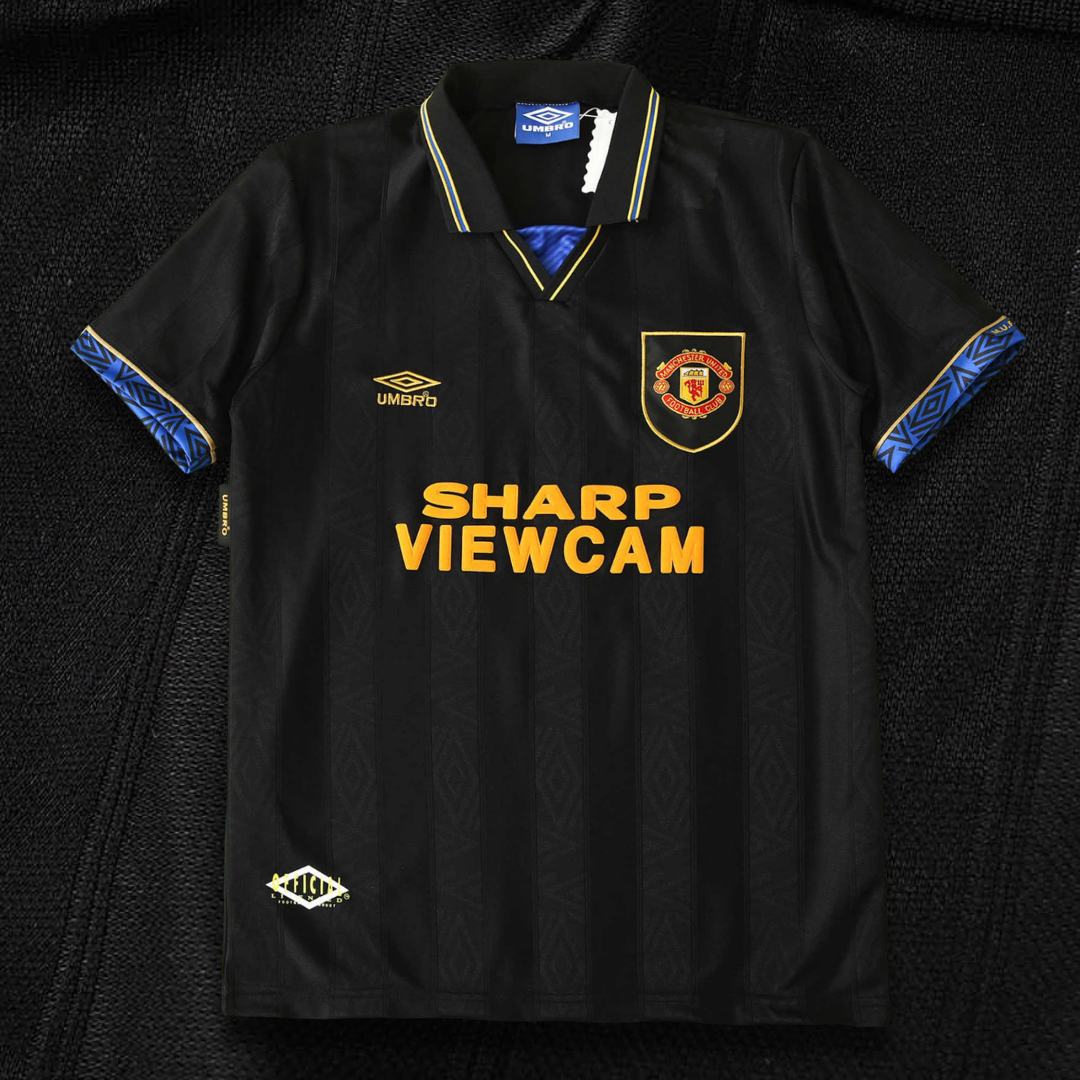 MNU Away 1993-94 Retro