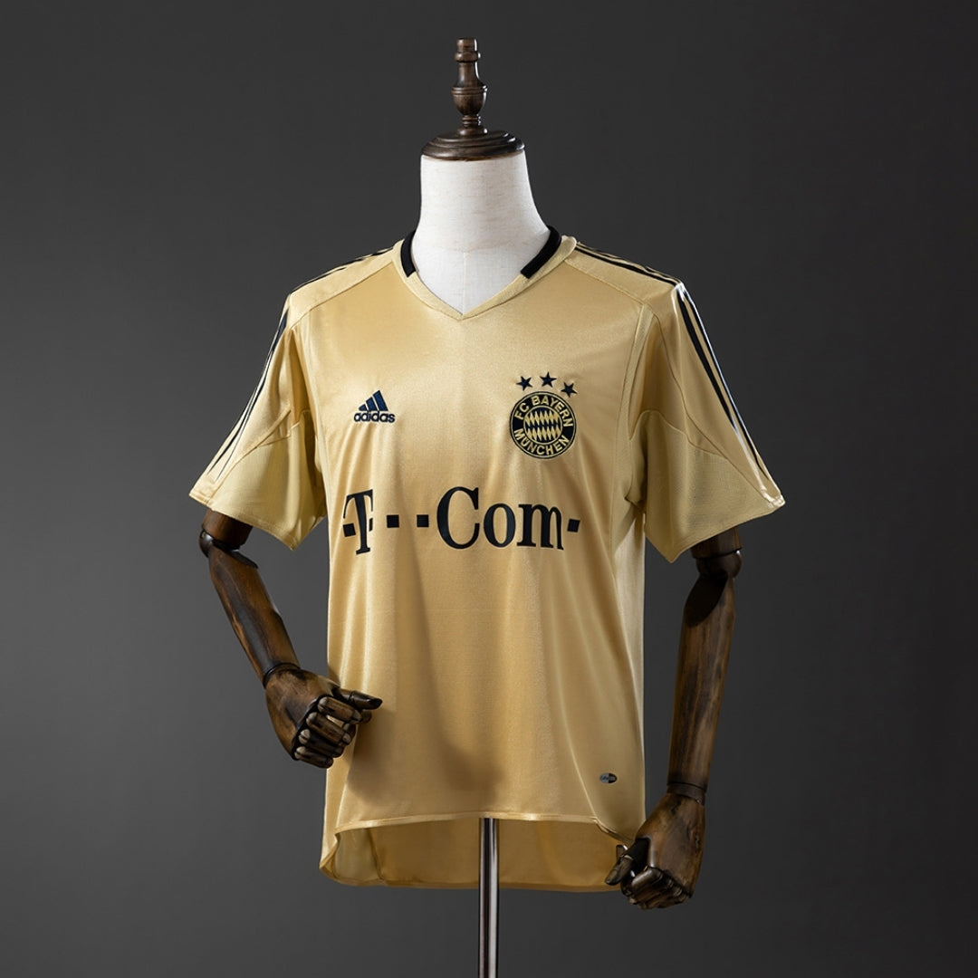 Bayern Munich Away 2004-05 Retro