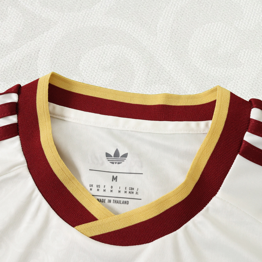 SPA Away 26-27 F/S Fan Version