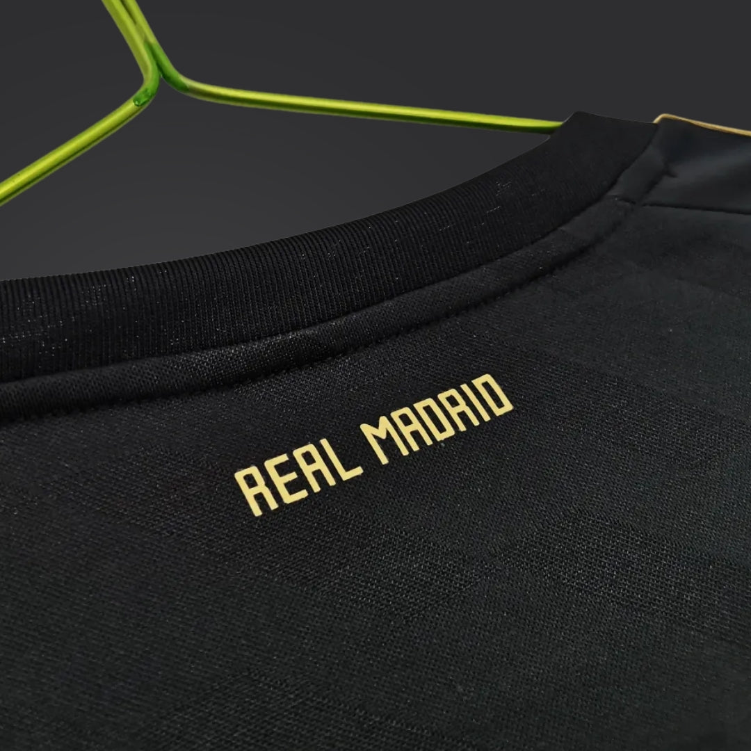 RMA Away 2011-12 Retro