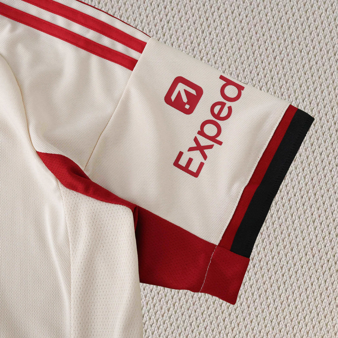 LVP Away 25-26 Fan Version