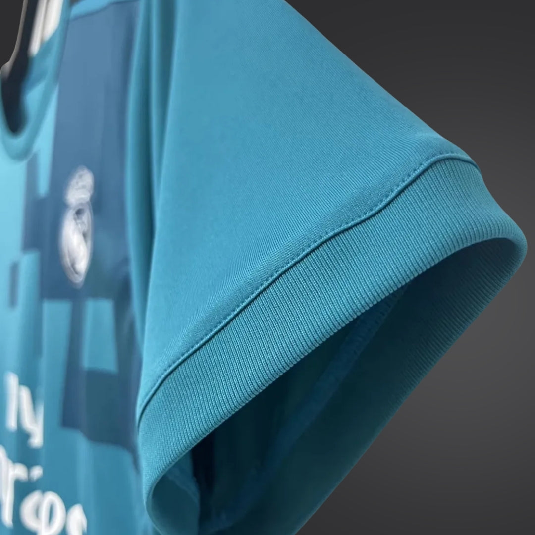 RMA Third 2017-18 Retro