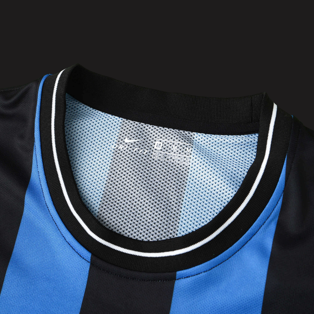 INT MIL Home 2009-10 Retro
