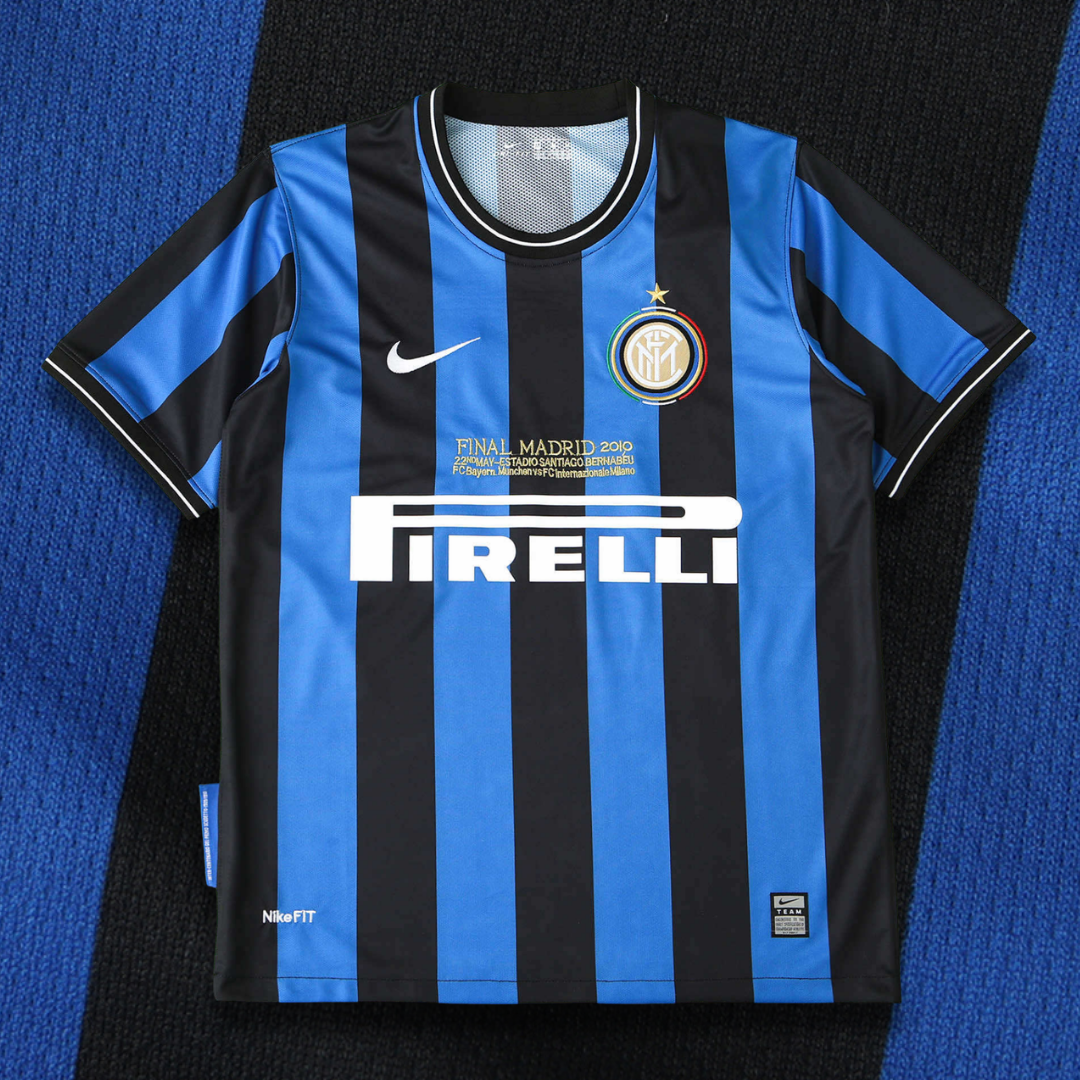 INT MIL Home 2009-10 Retro